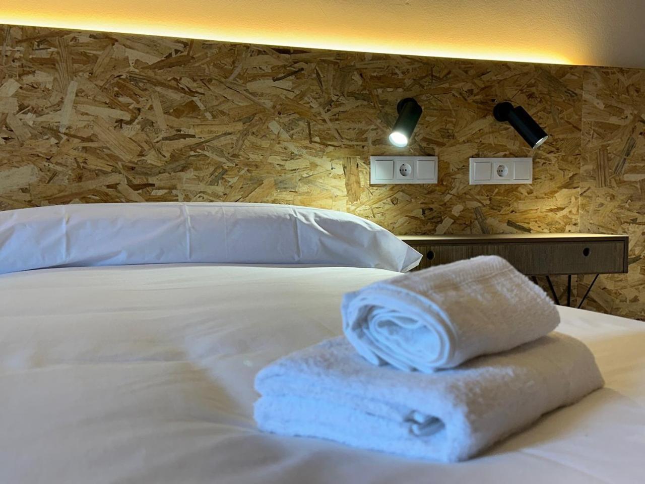 Hotel Y Albergue Real Fabrica De אסקראי מראה חיצוני תמונה